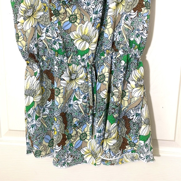 Green Floral Bohemian Stylish Summer Top With Elastic Waist Band Size Large - Picture 4 of 9
